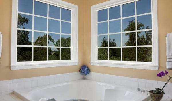 What To Do When A Window Breaks In A Hurricane